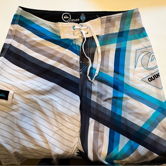 Quiksilver Swim Trunks (Size 34) (2x Bundle) - Picture 2 of 7